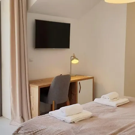 Augusta 4*