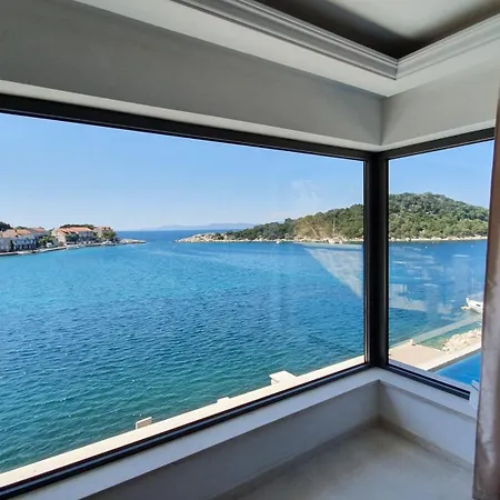 Gostinjska kuća Augusta 4*